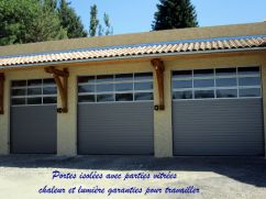 Portes industrielles isolées avec bandeaux en double vitrage - Gap